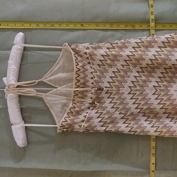 Loft by Ann Taylor Beige Striped Knit Dress size 8 - Picture 5 of 9